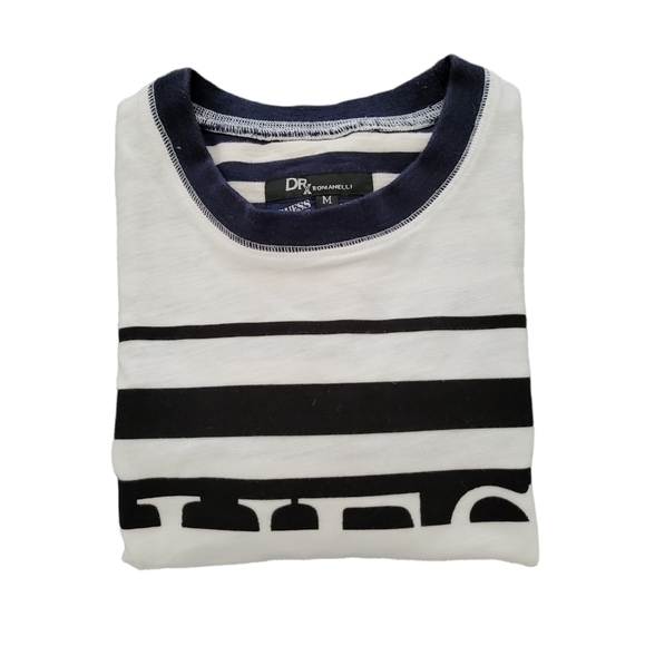 Vintage Stripes Blue, Black, and‎ white GUESS Logo T-shirt Size Medium - Picture 4 of 6